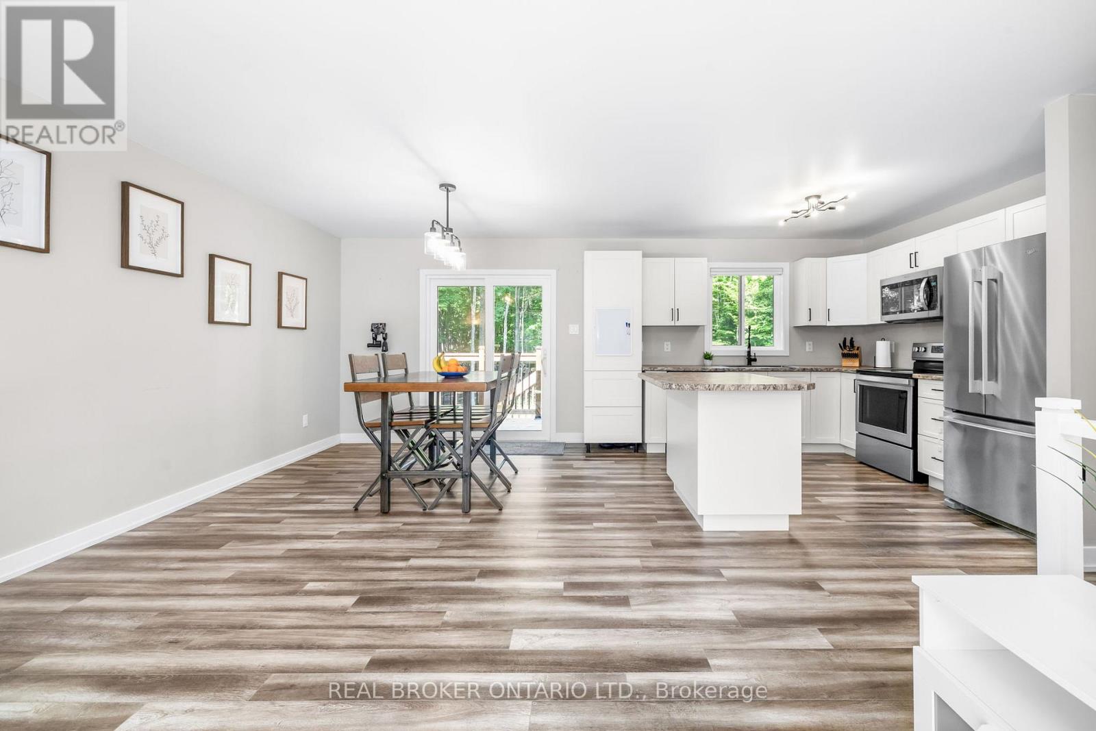 804 DARLING ROAD - Image 8