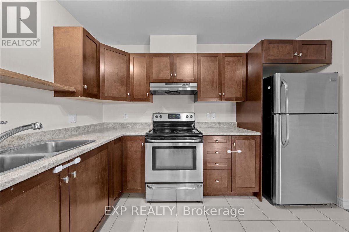 #202 245 EQUINOX DRIVE E - 21