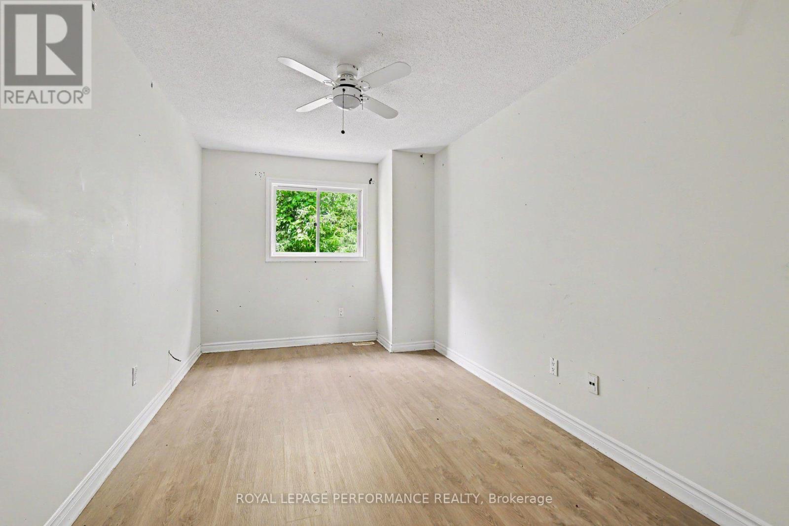 8 SOUTHPORT DRIVE - 18