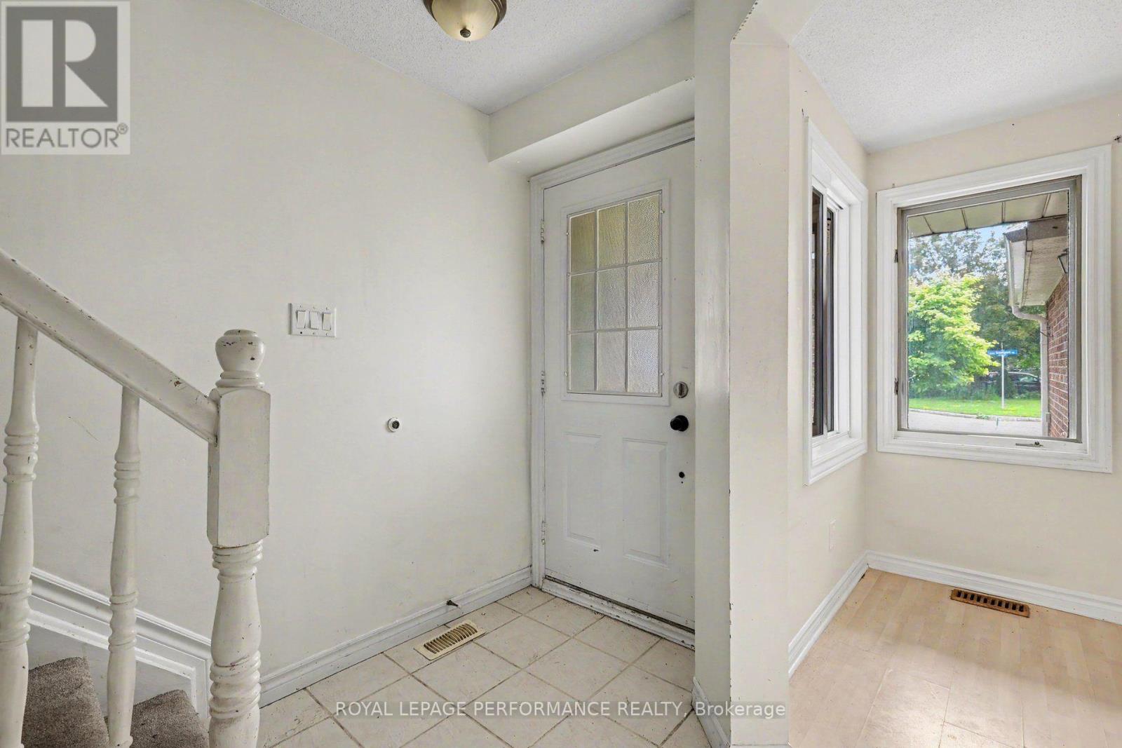 8 SOUTHPORT DRIVE - 2