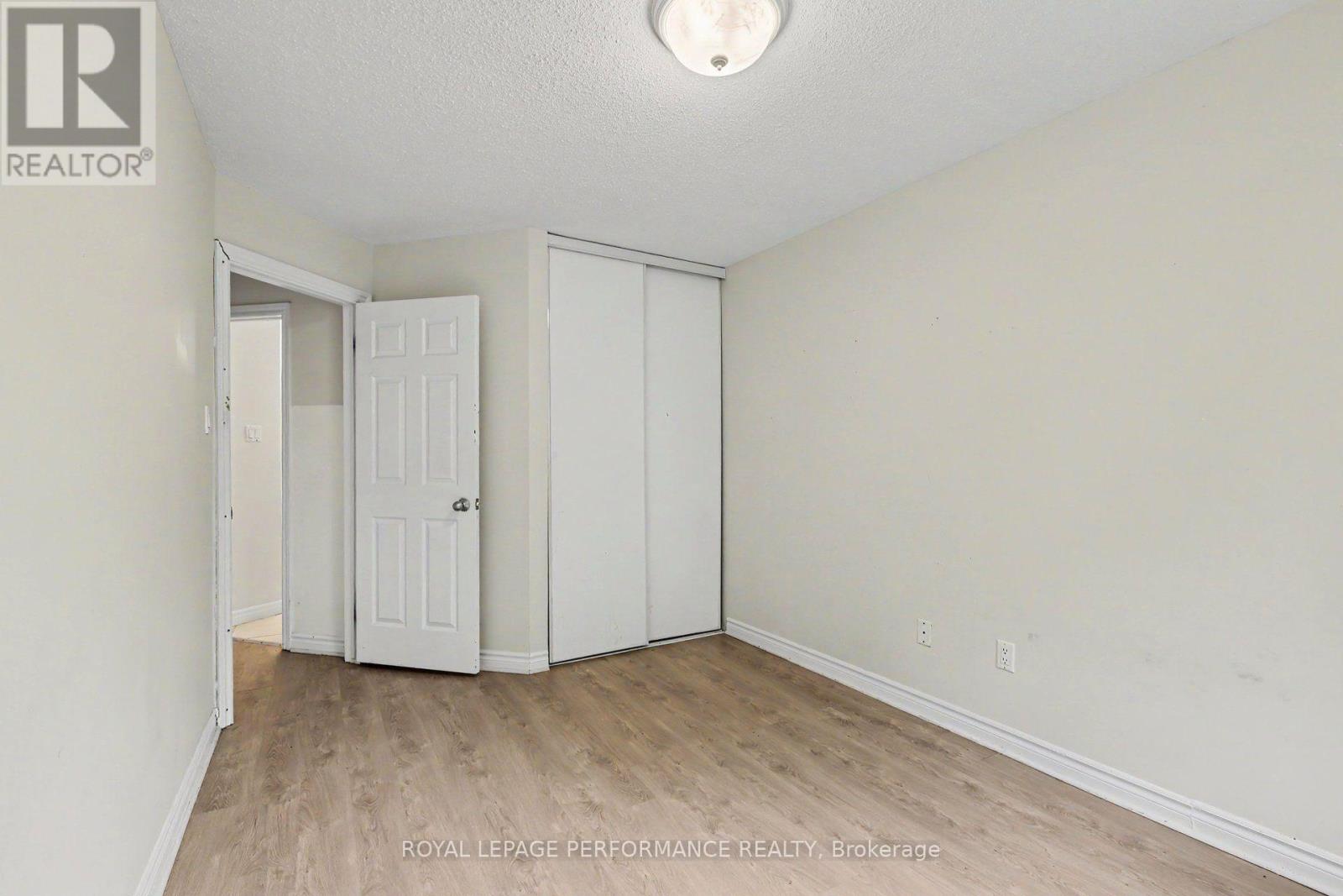 8 SOUTHPORT DRIVE - 20