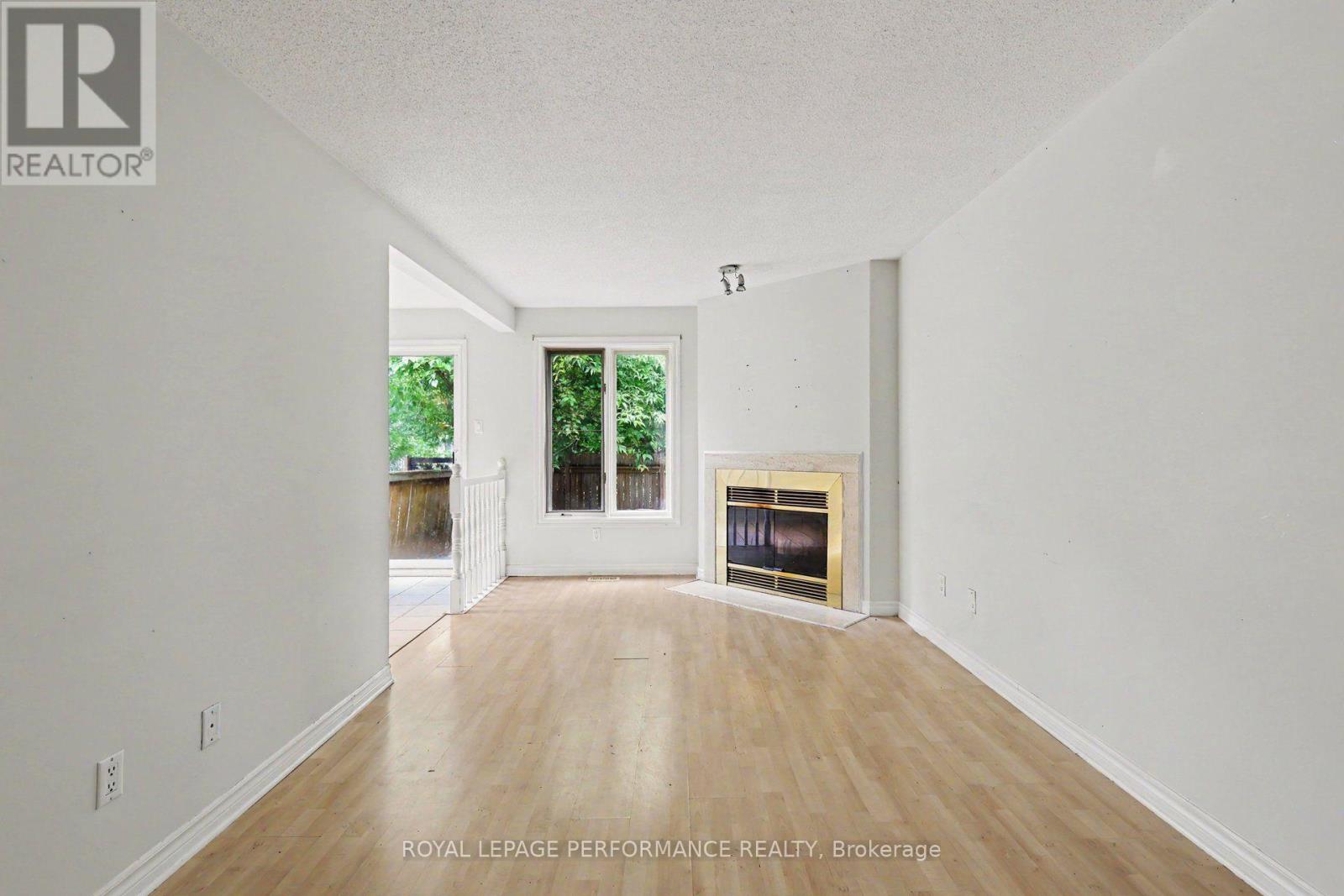 8 SOUTHPORT DRIVE - 7