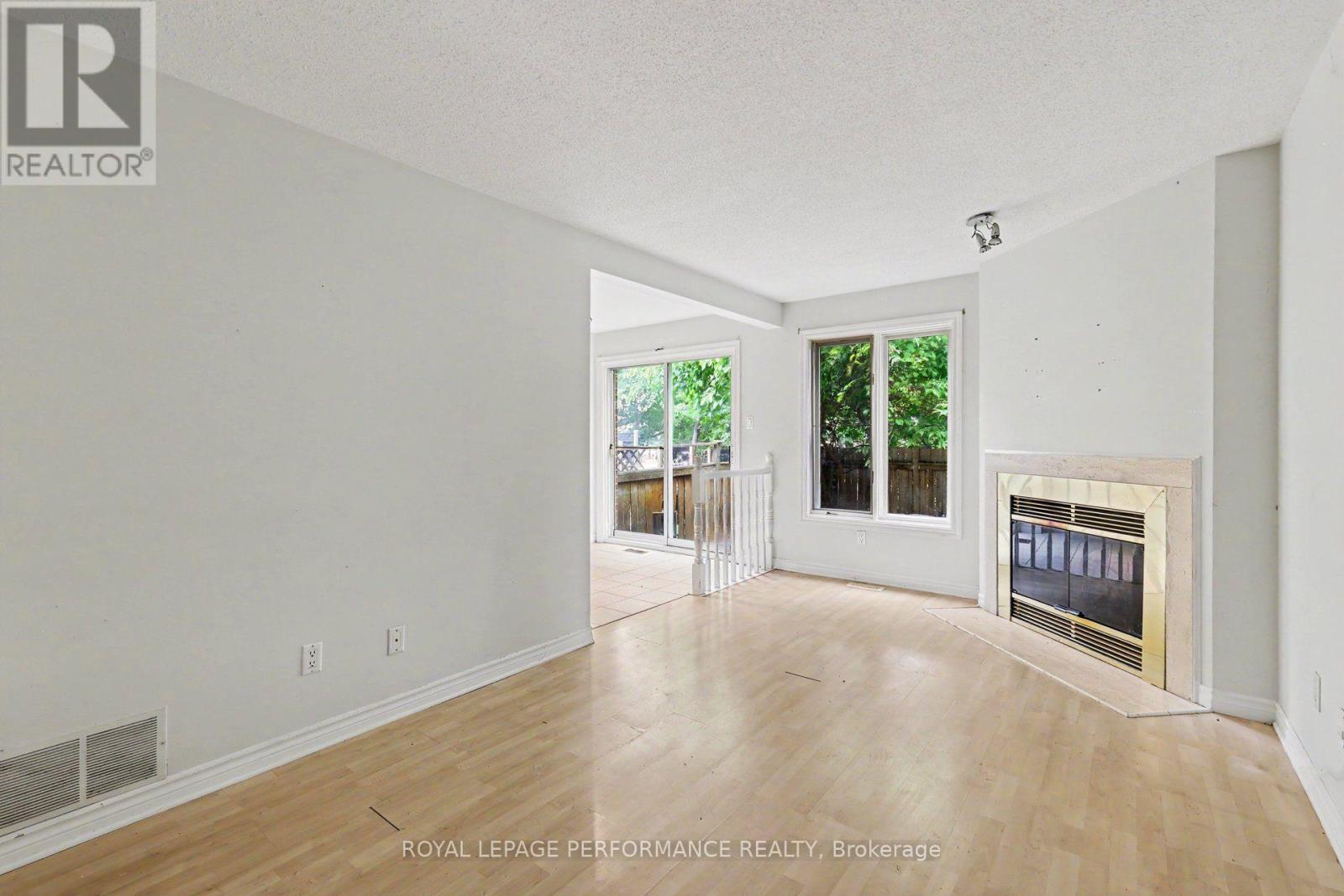 8 SOUTHPORT DRIVE - 8