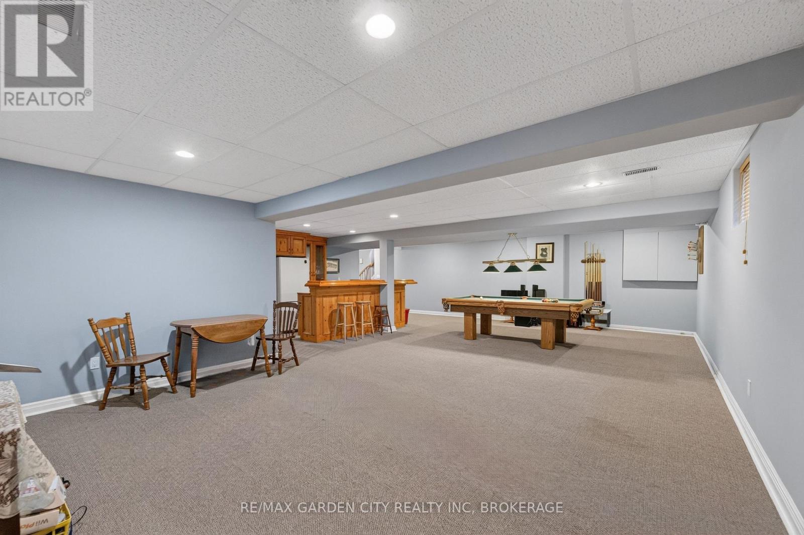 100 THOROLD ROAD E - 24