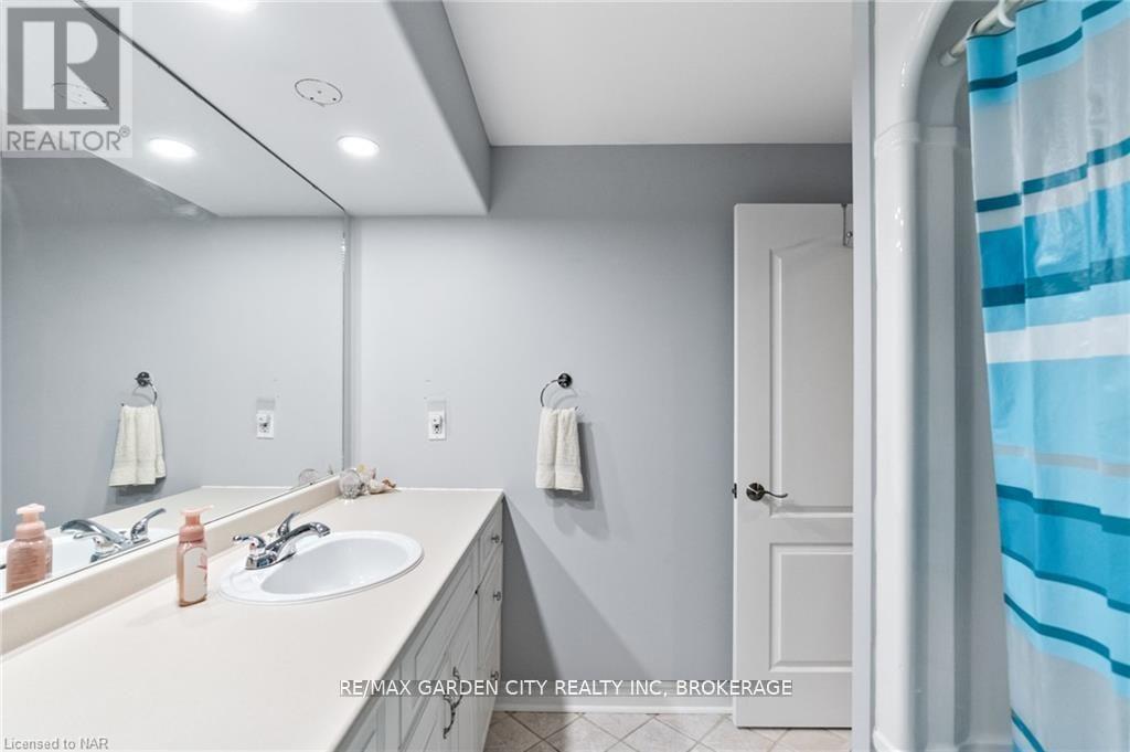 100 THOROLD ROAD E - 29