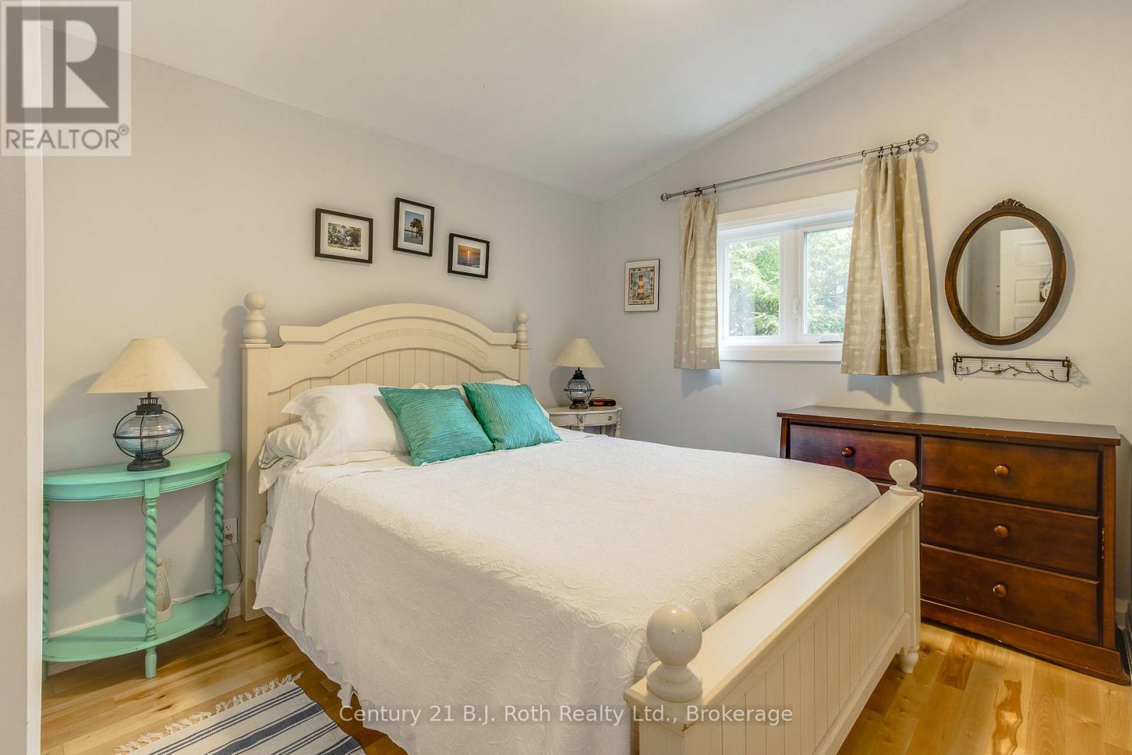 8 ARBOR ROAD - Image 11