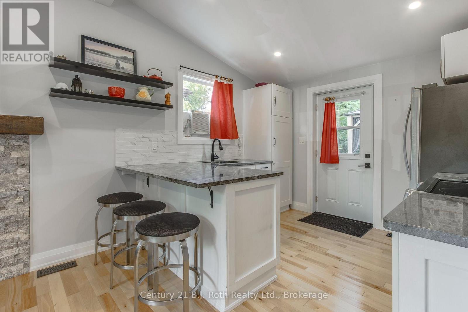 8 ARBOR ROAD - Image 8
