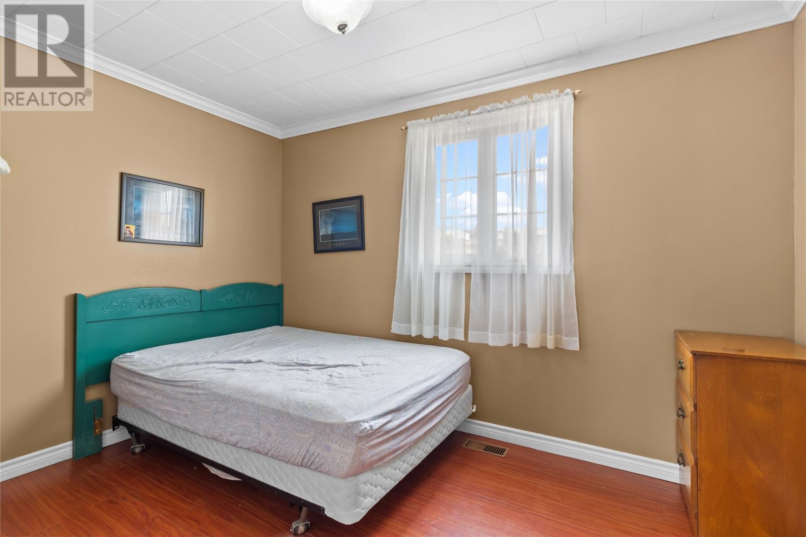 18 Lower Road - 13