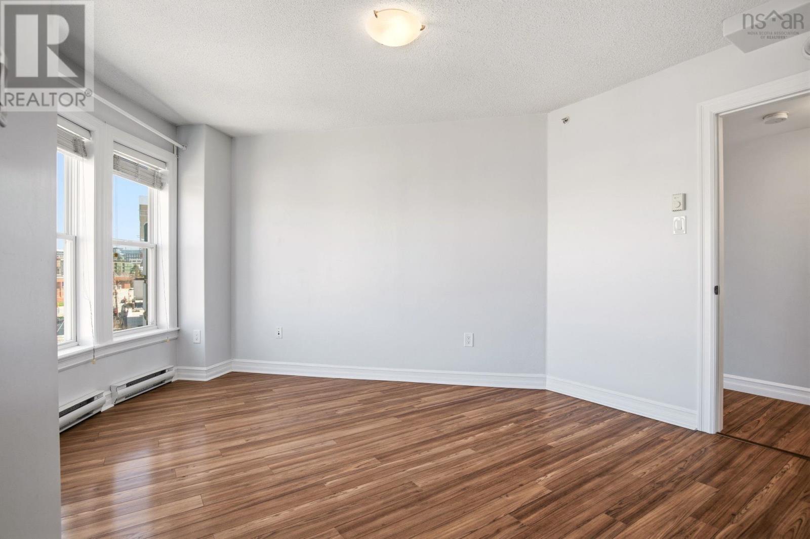 #601 5505 Falkland Street - 20