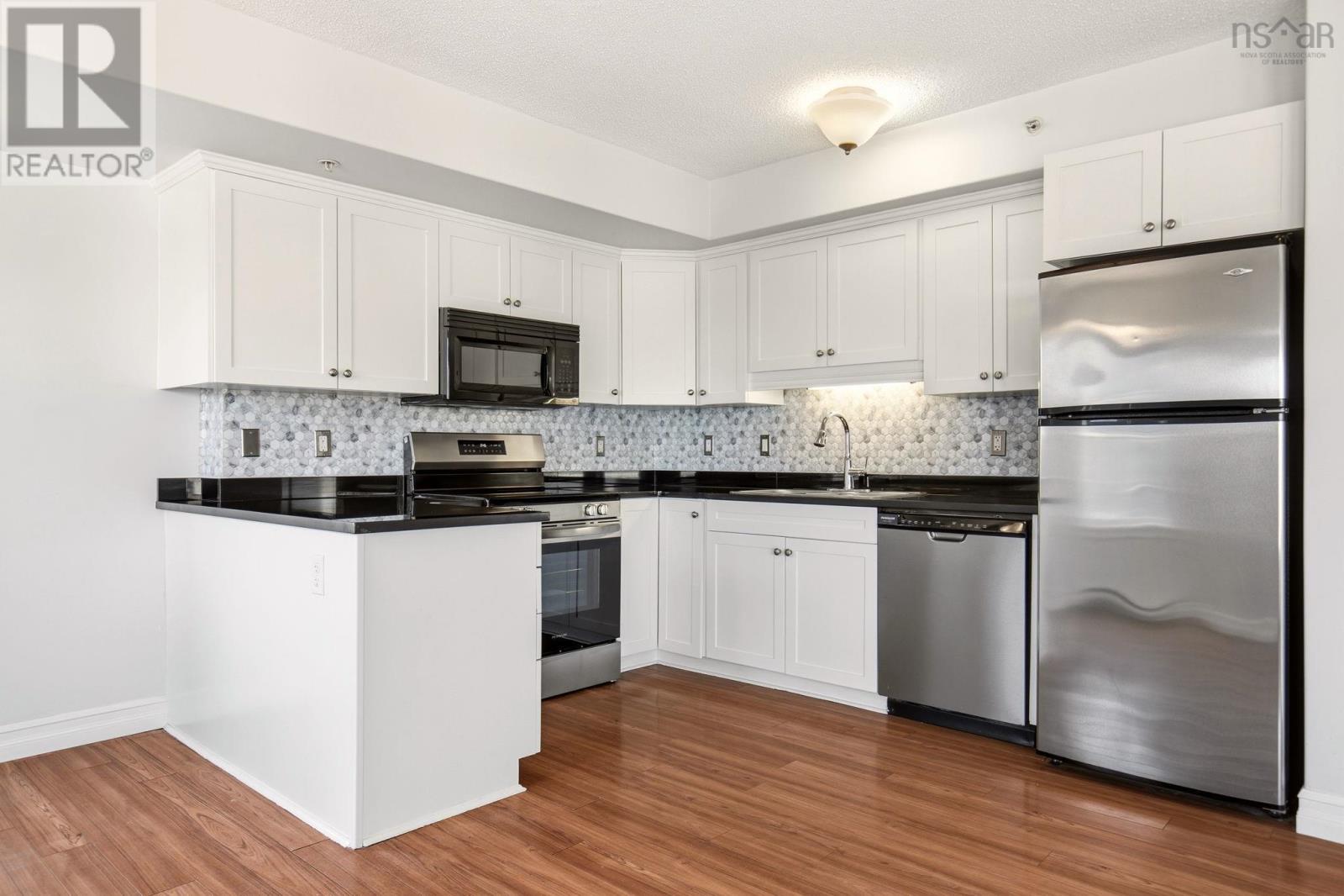 #601 5505 Falkland Street - 14