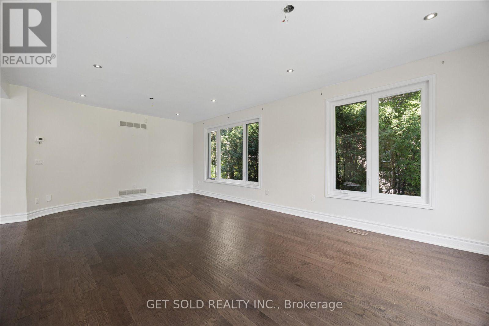 156 DUNCAN ROAD - 12
