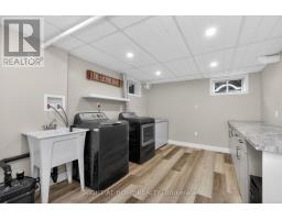 4116 Innisfil Beach Road, Innisfil, ON L9S3K3 Photo 35