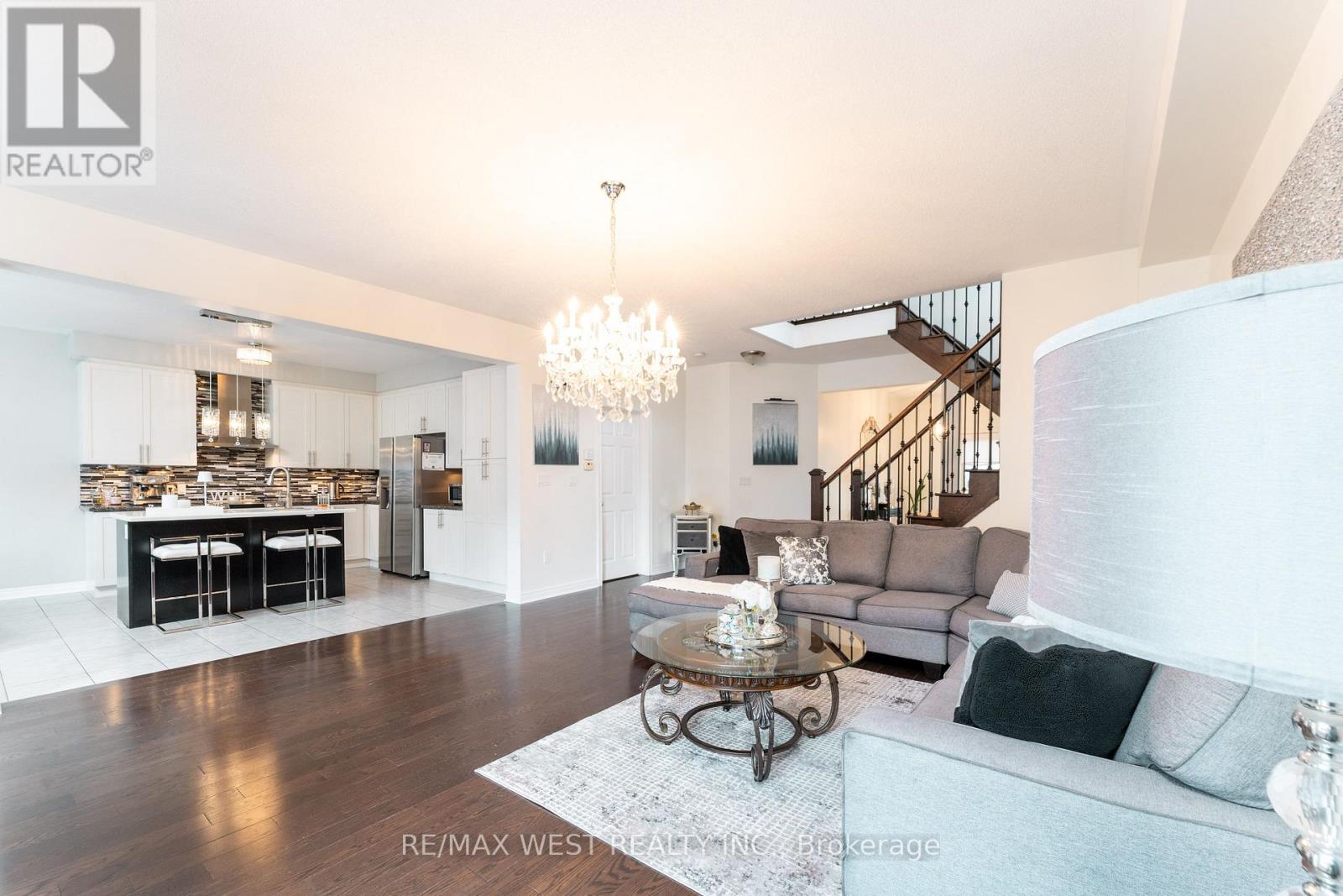 62 BROOKVIEW DRIVE - 13