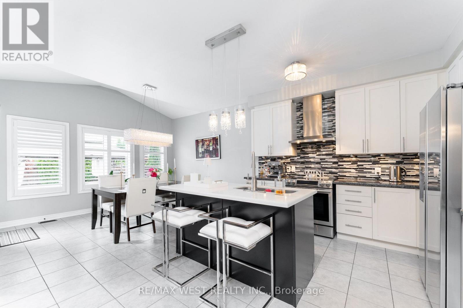 62 BROOKVIEW DRIVE - 14