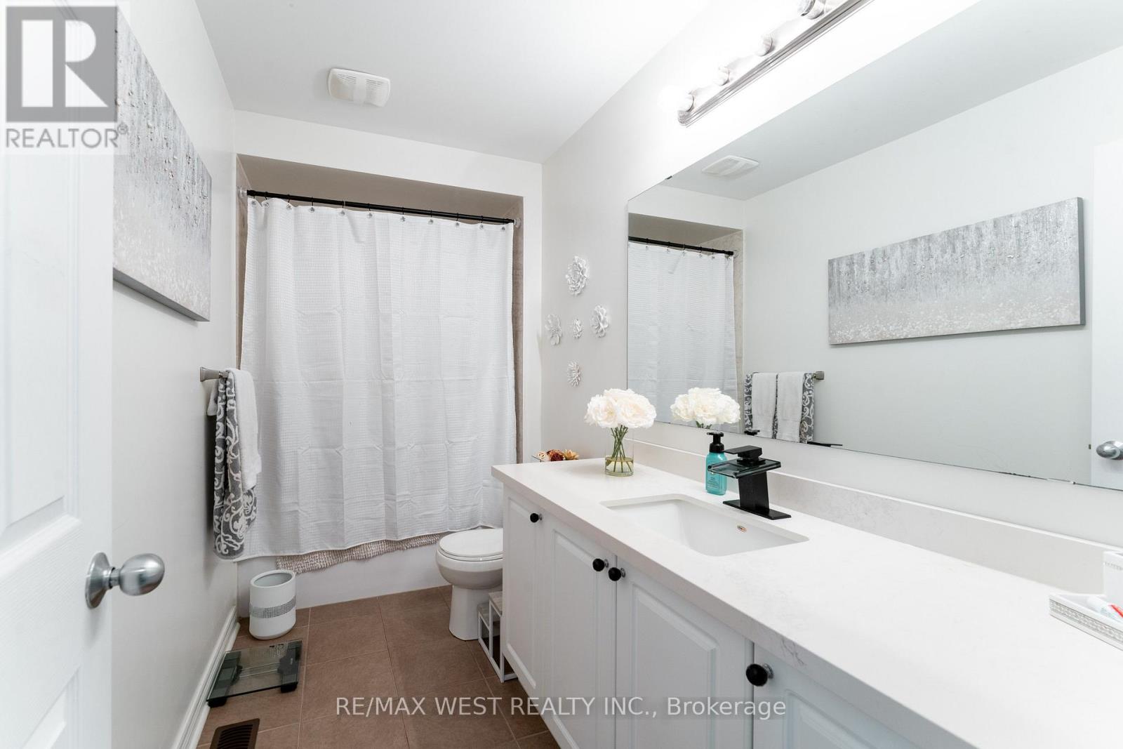 62 BROOKVIEW DRIVE - 24