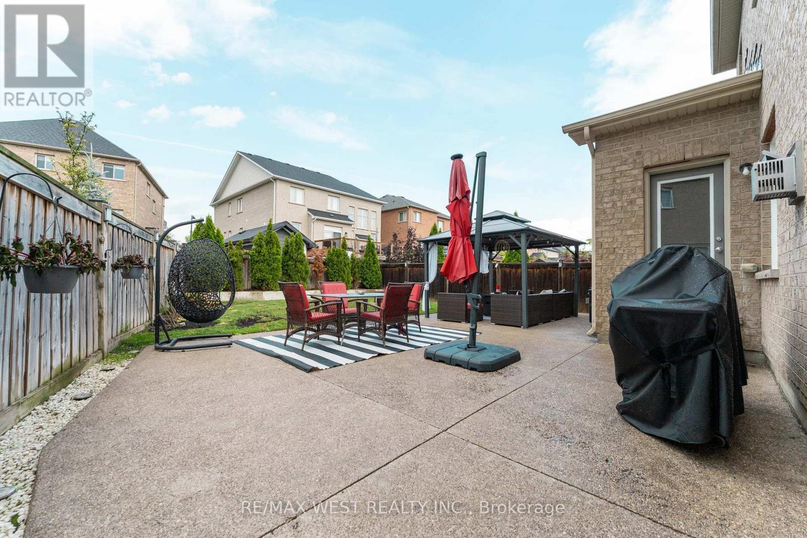 62 BROOKVIEW DRIVE - 30
