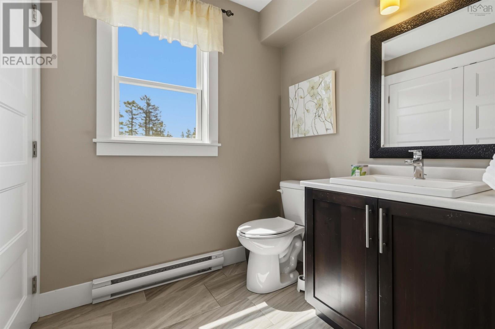 159 Summit Crescent - 20