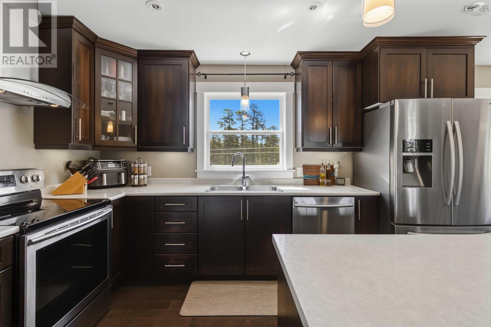 159 Summit Crescent - 15