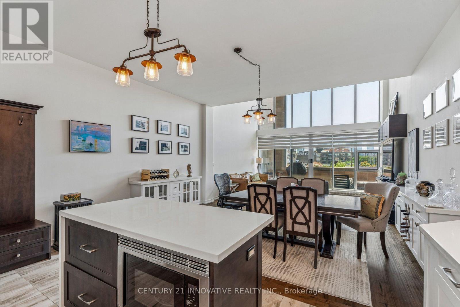#420 160 BALDWIN ST STREET - 17