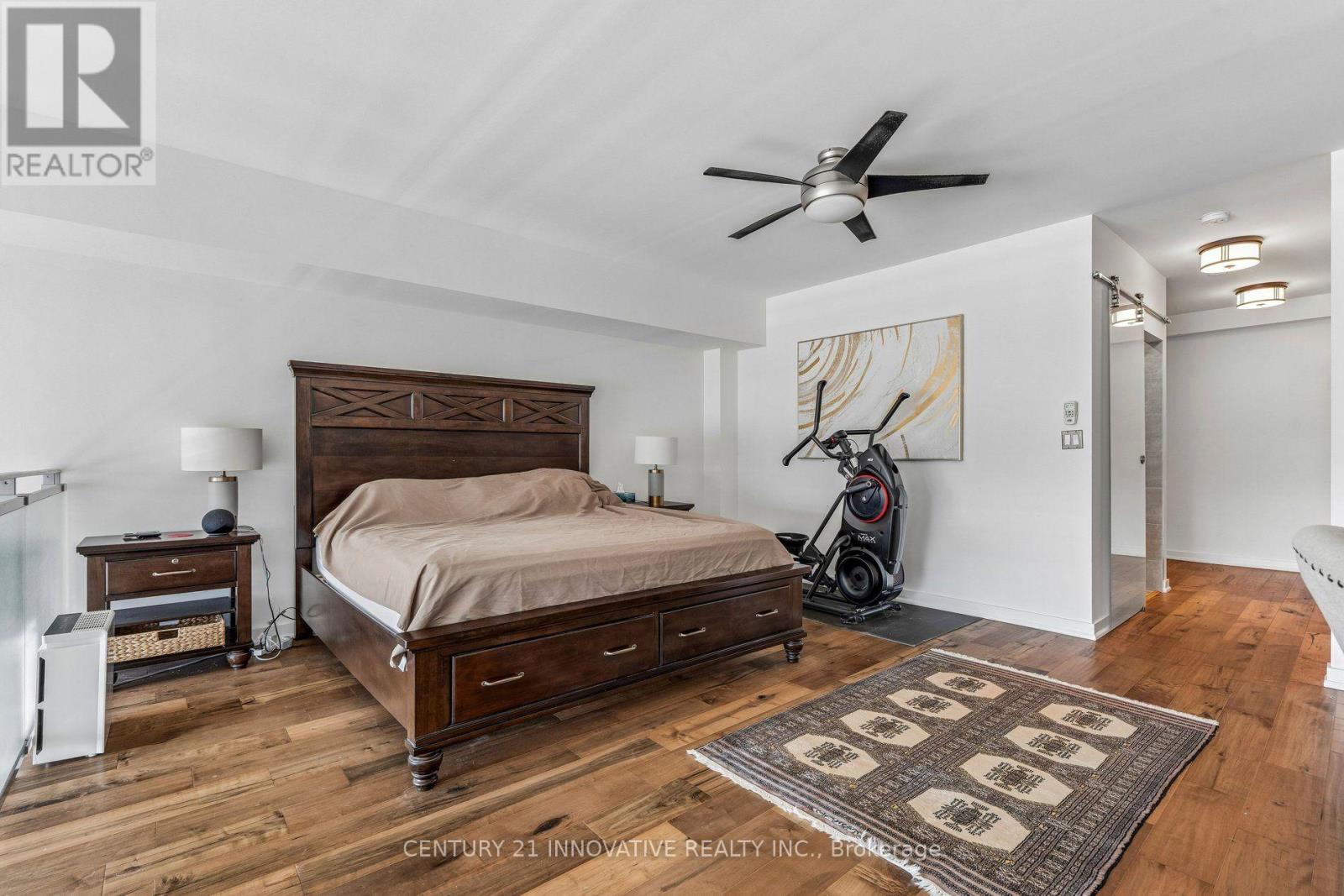#420 160 BALDWIN ST STREET - 32