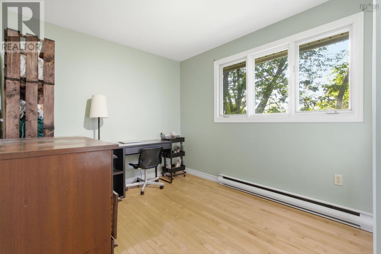 2 Chandler Lane - Image 23