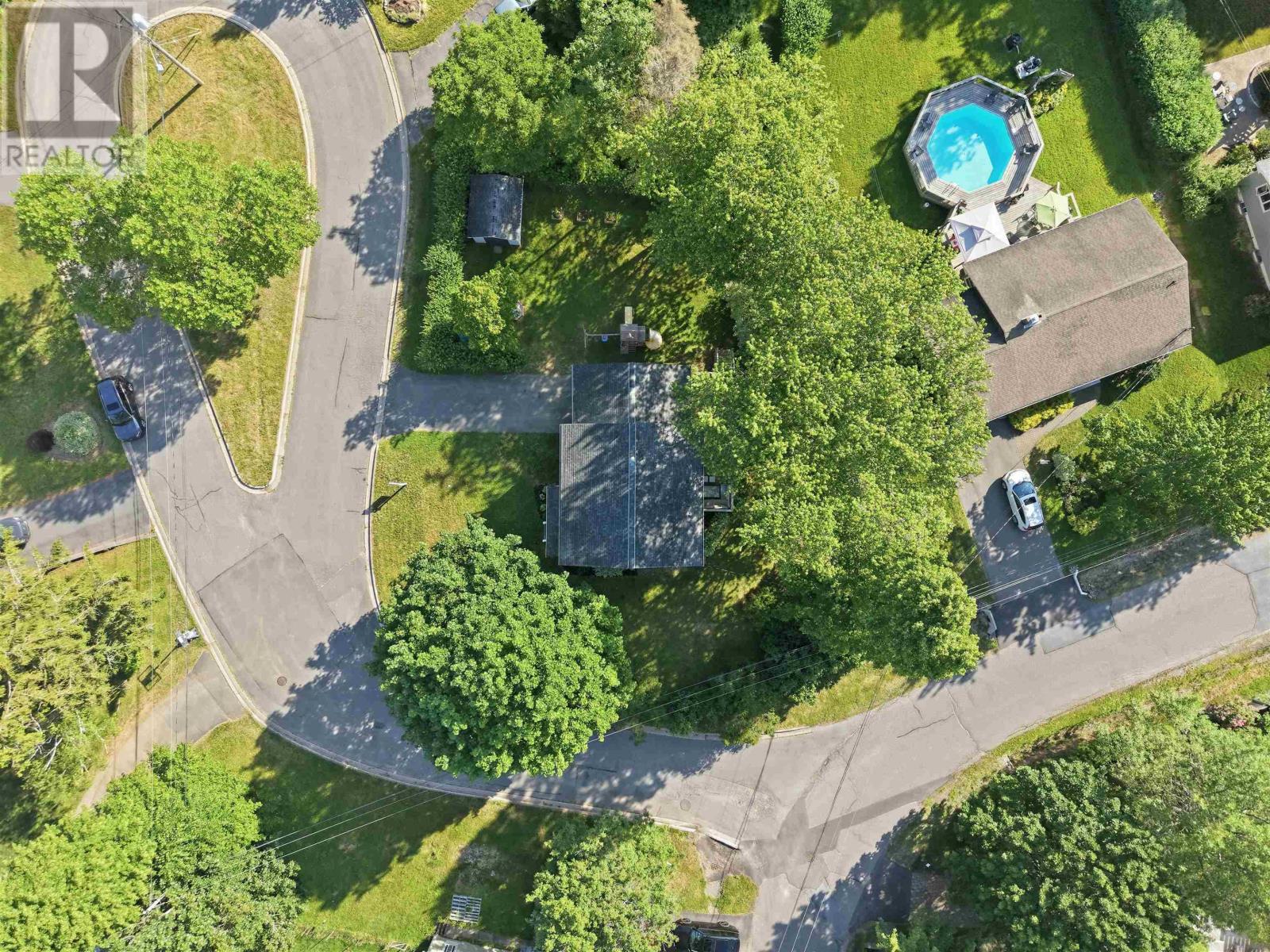 2 Chandler Lane - Image 2