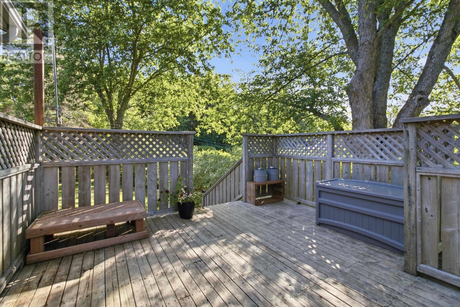 2 Chandler Lane - Image 34