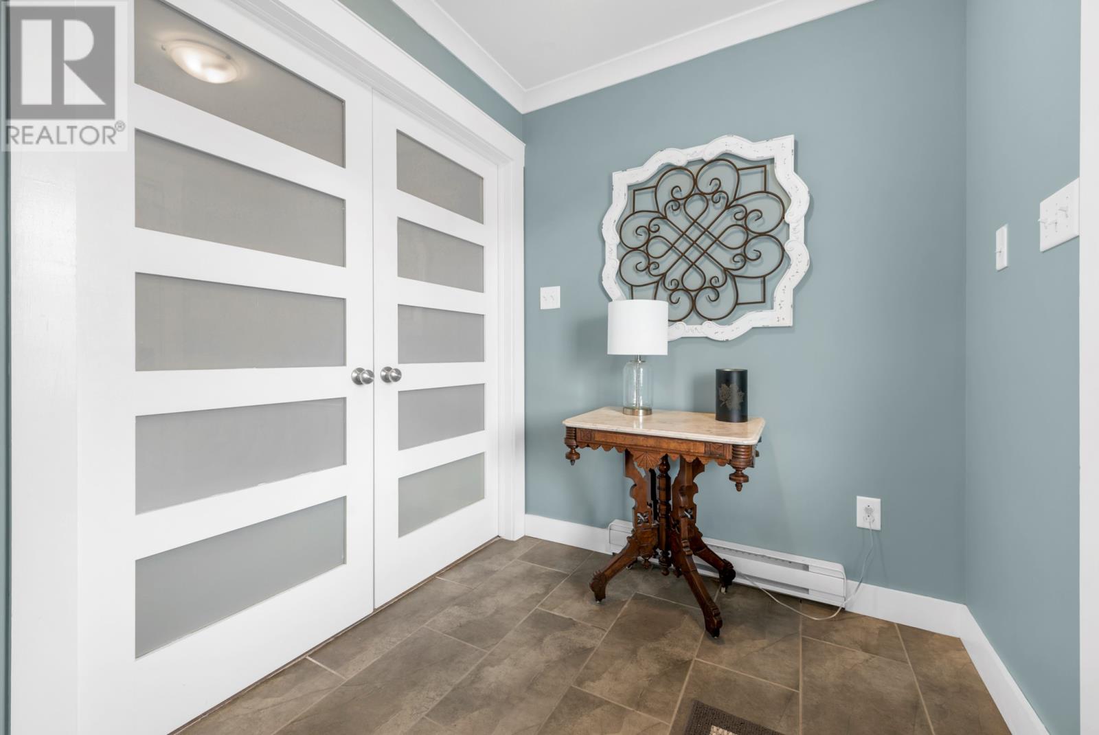 121 Cheeseman Drive - 11