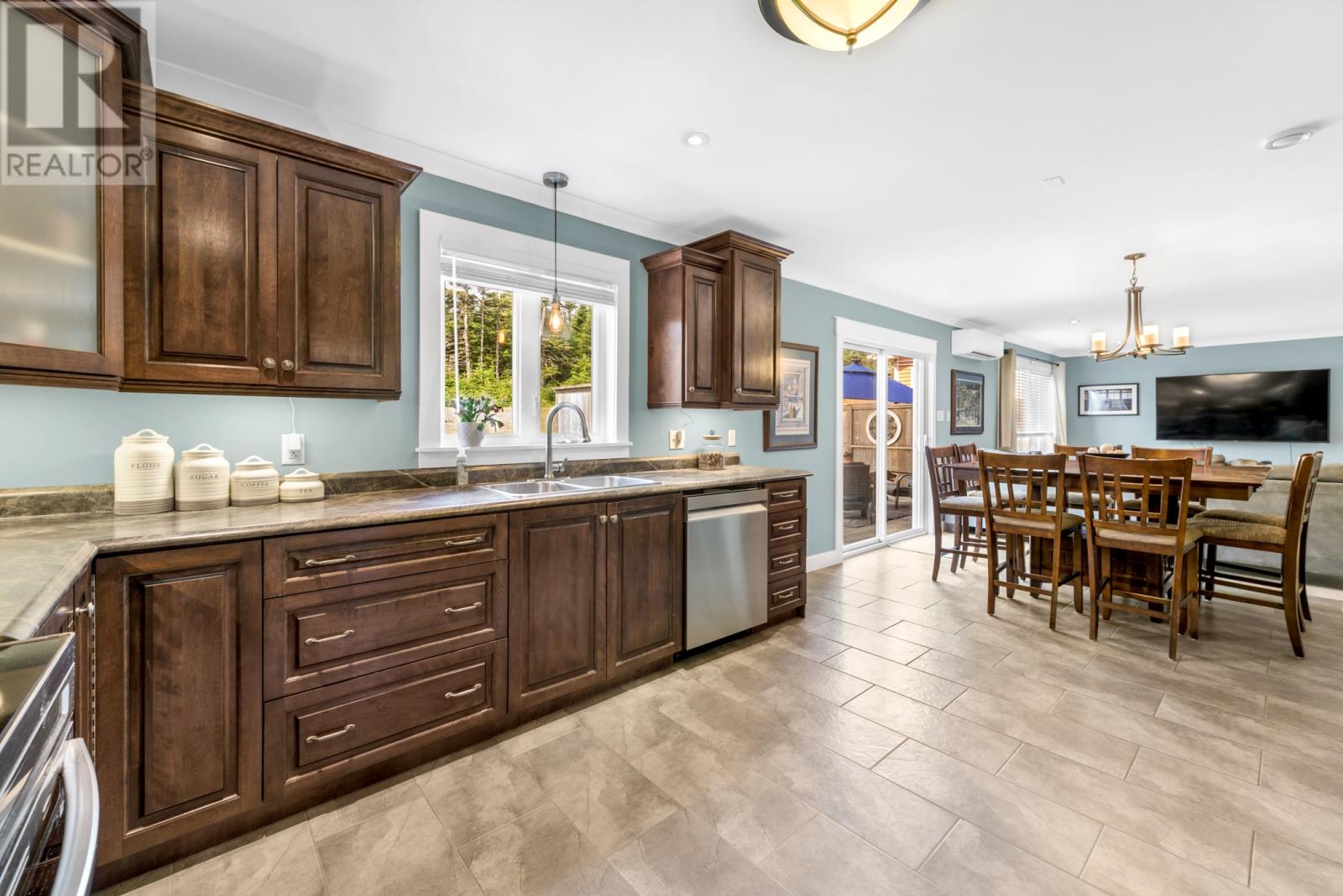 121 Cheeseman Drive - 25