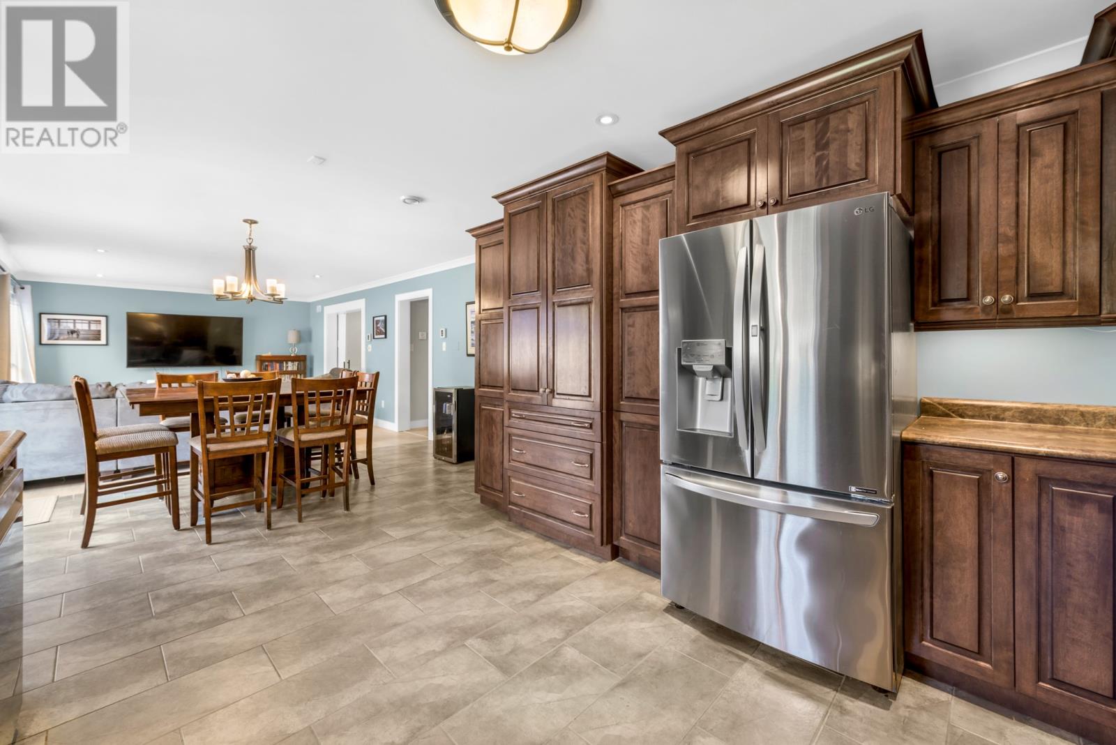 121 Cheeseman Drive - 26