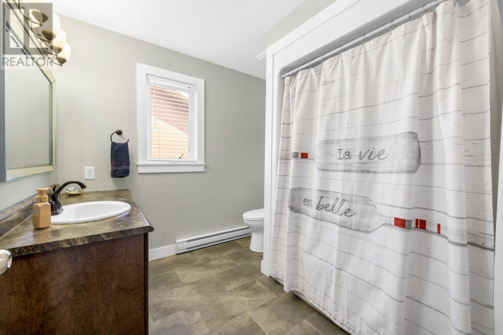 121 Cheeseman Drive - 34
