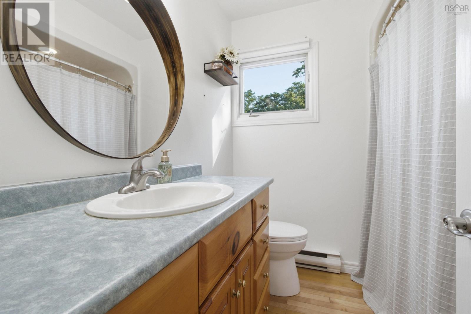 2 Chandler Lane - Image 29