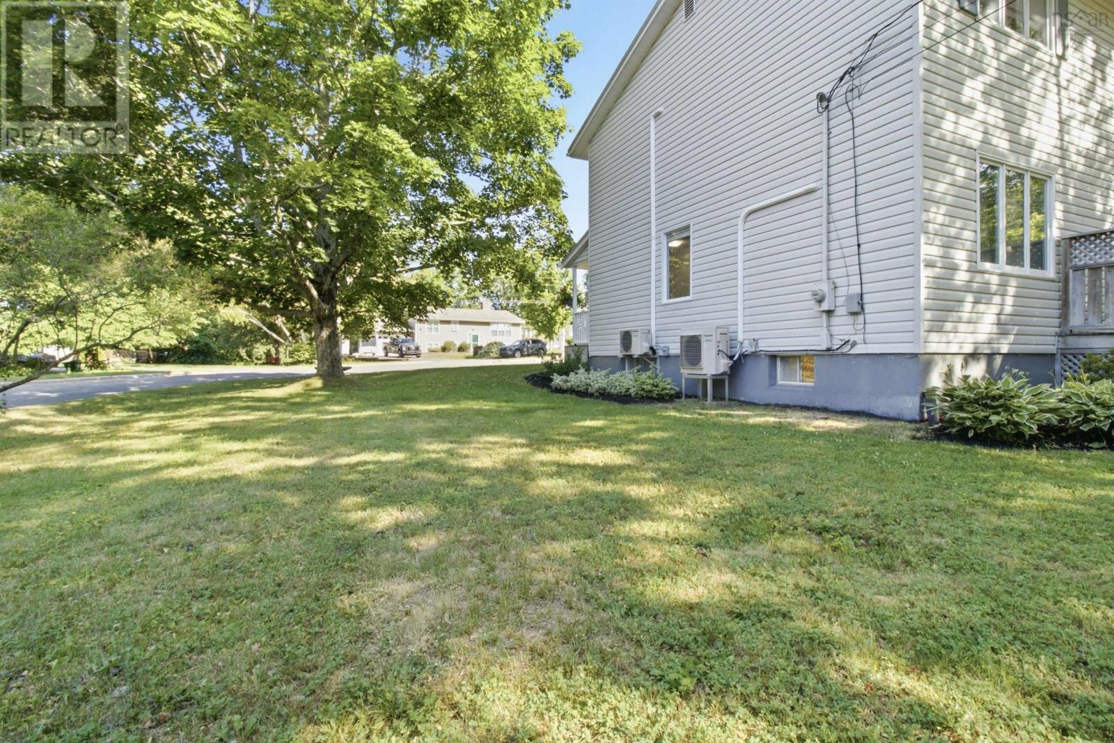 2 Chandler Lane - Image 39