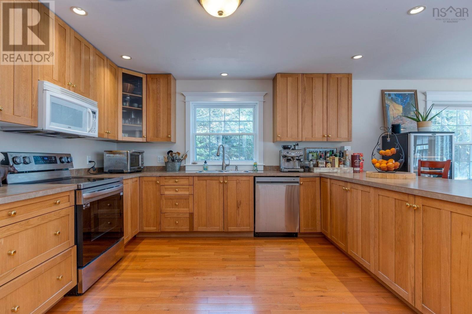 69 Meadowbrook Drive - 15