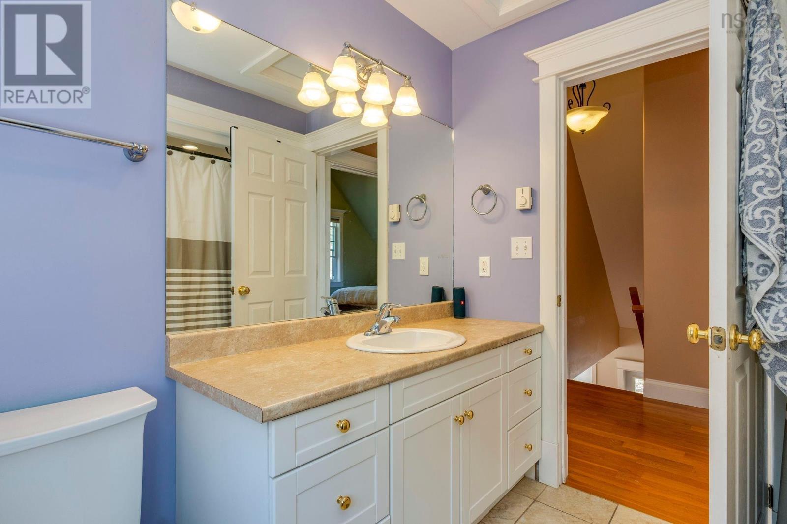 69 Meadowbrook Drive - 34