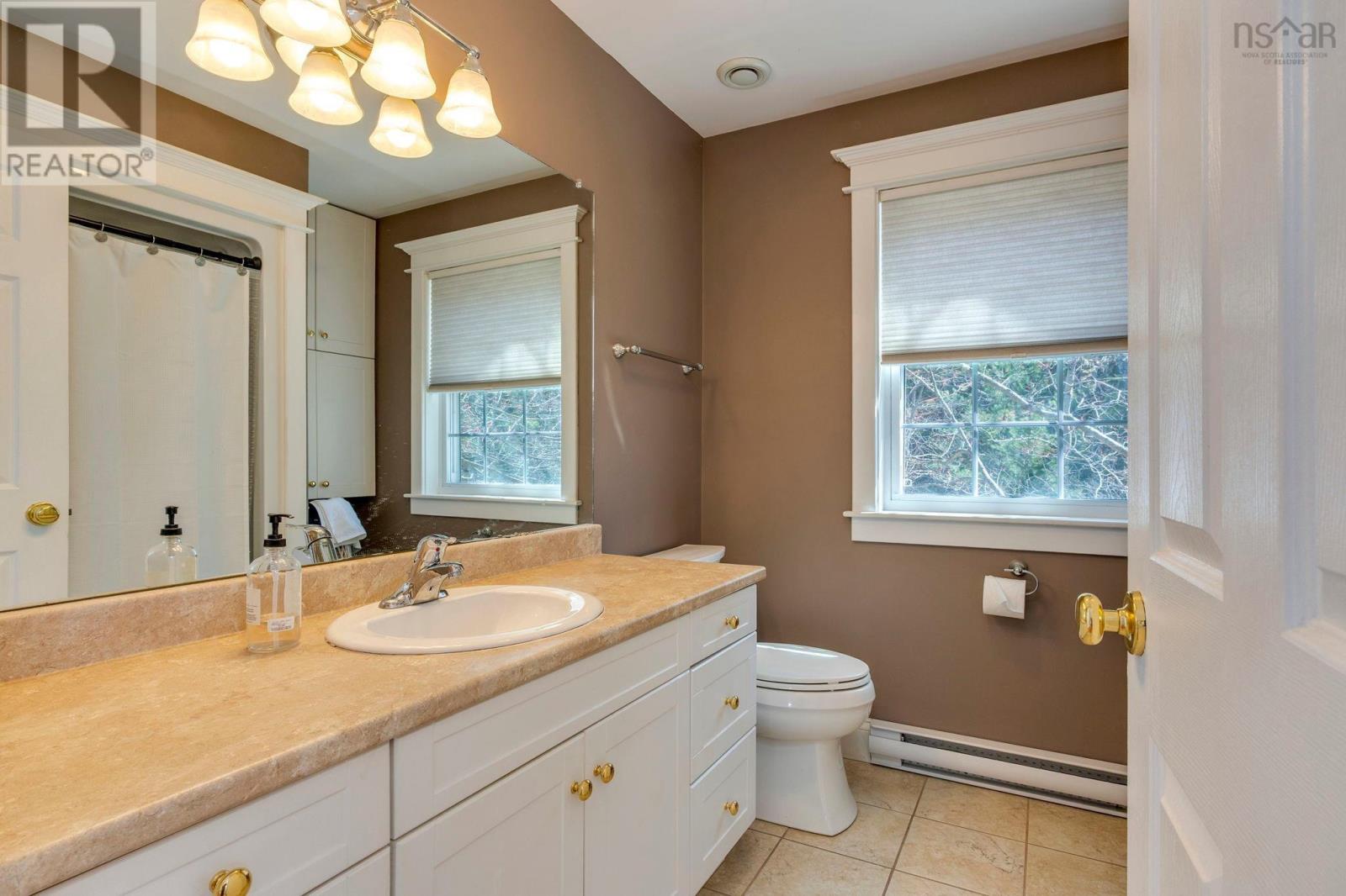 69 Meadowbrook Drive - 29