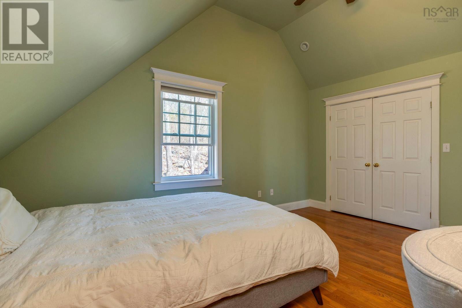 69 Meadowbrook Drive - 33