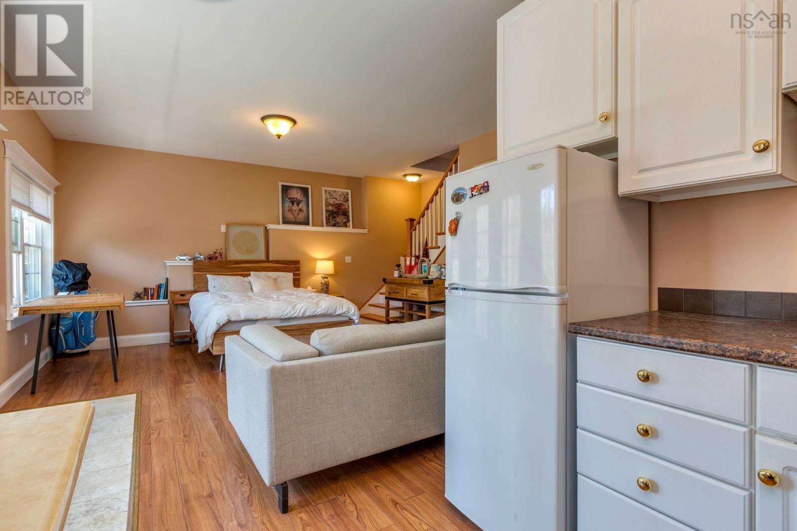 69 Meadowbrook Drive - 41