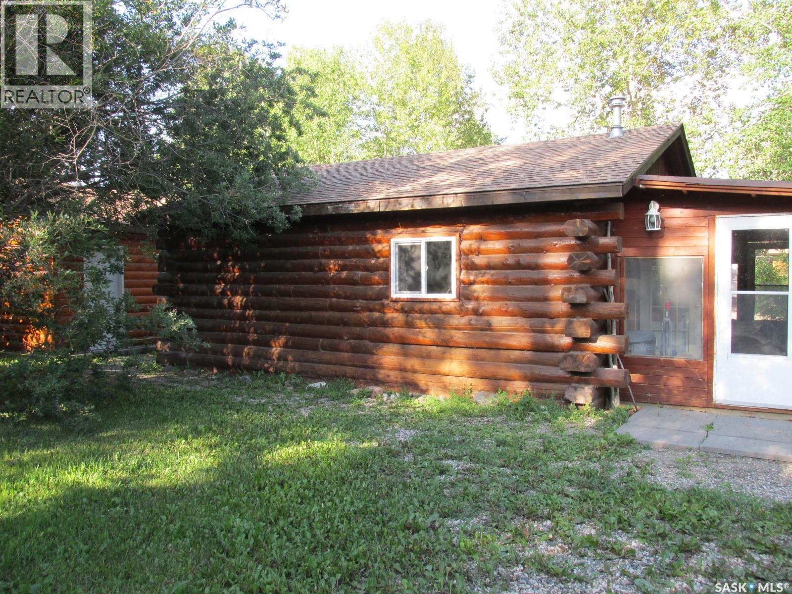 #6 Scot's Landing - log cabin near Nipawin - 5