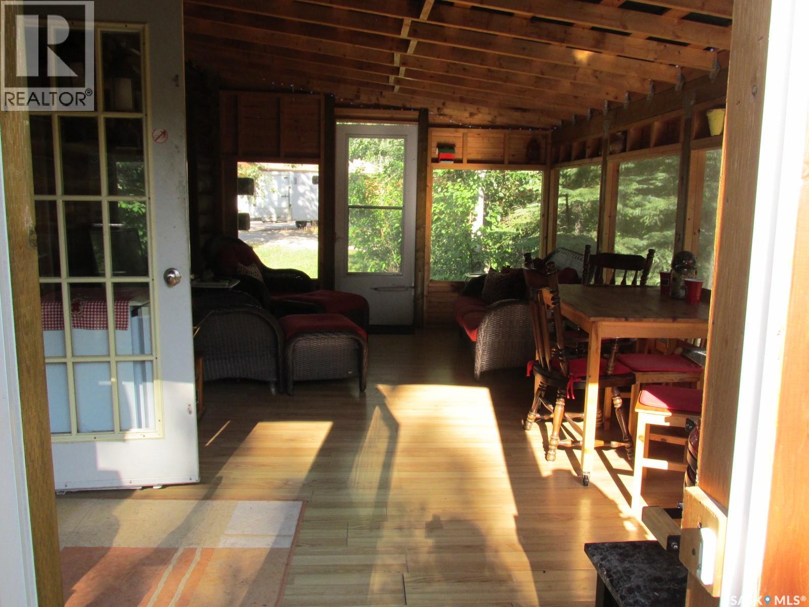 #6 Scot's Landing - log cabin near Nipawin - 6