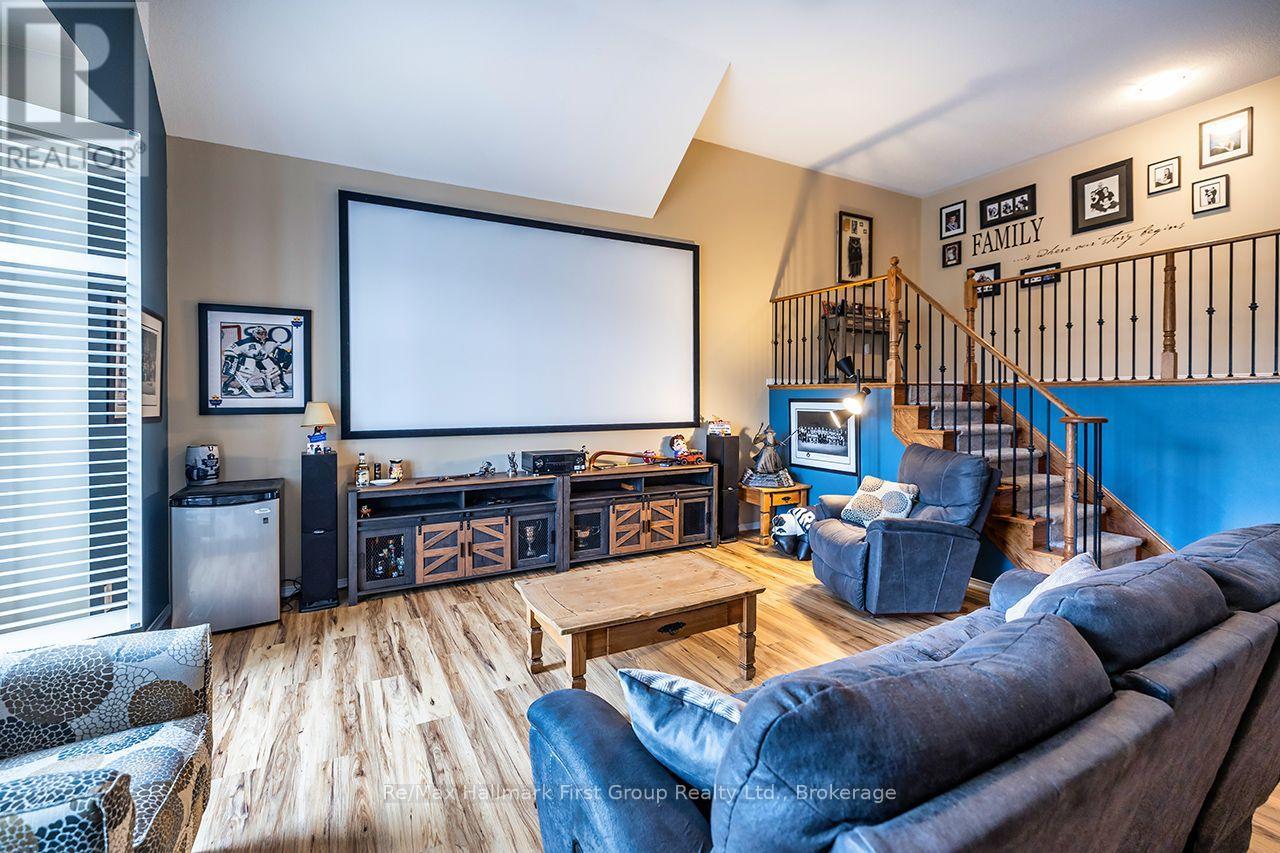 1620 BADGLEY DRIVE - 12