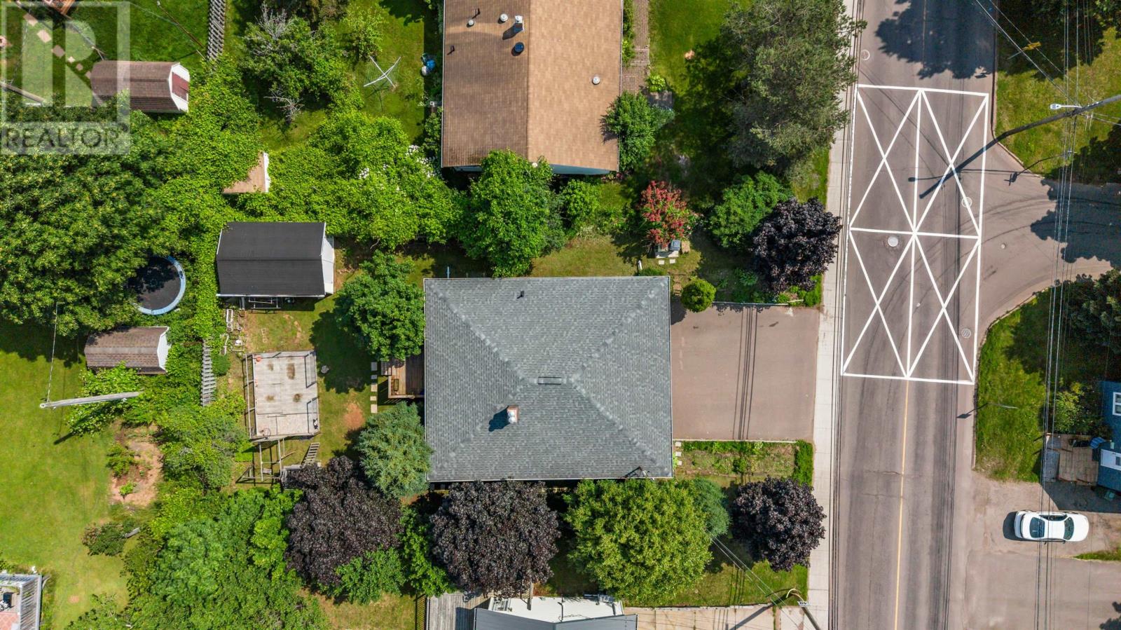21 KIRKWOOD Drive - 33