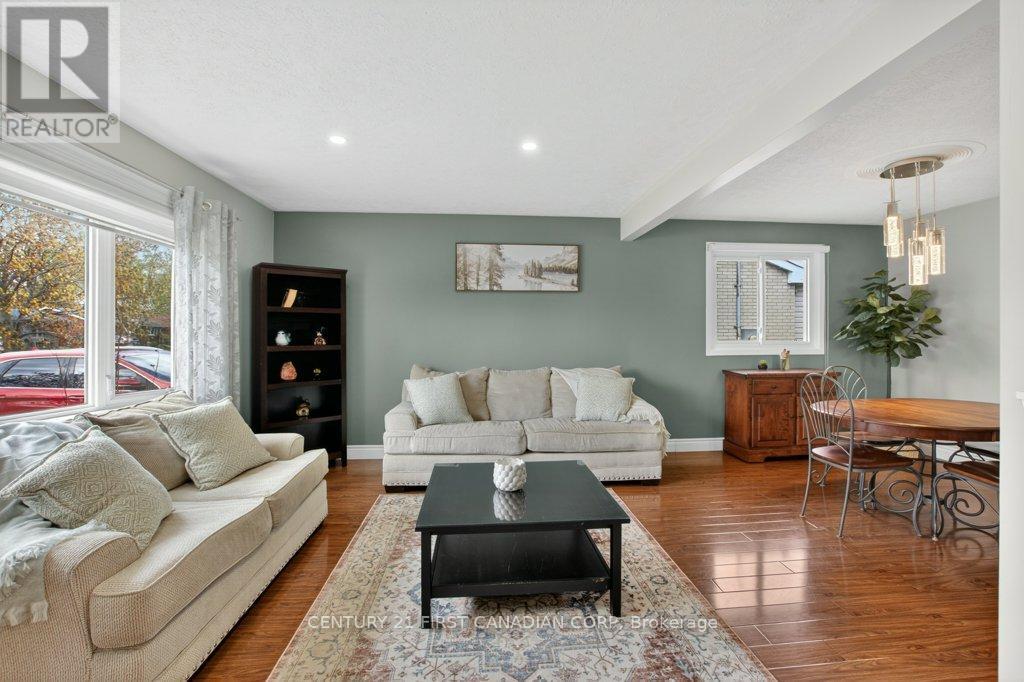 108 LAWRENCE AVENUE - 3