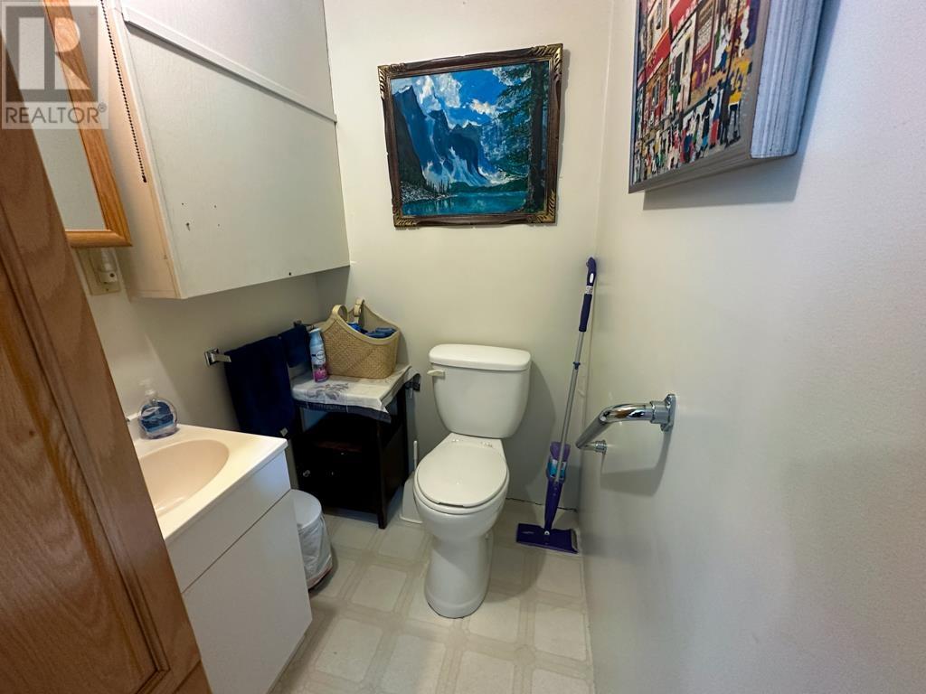 115 Eighth AVE S - 11