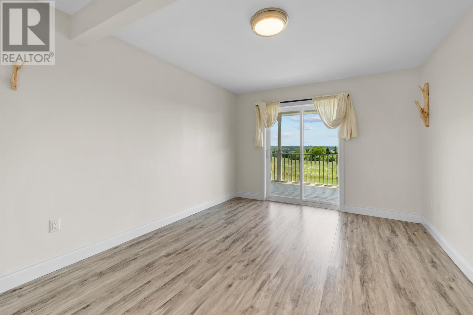 32 Mill Road - Image 15