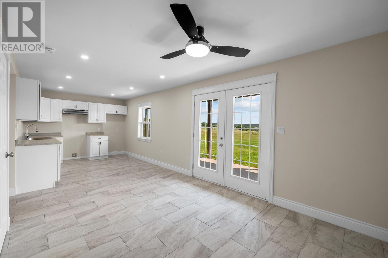 32 Mill Road - Image 35