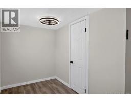 19 Gull Street, photo 17
