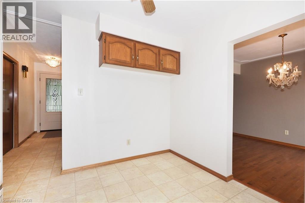 401 FOREST HILL Drive - Image 24