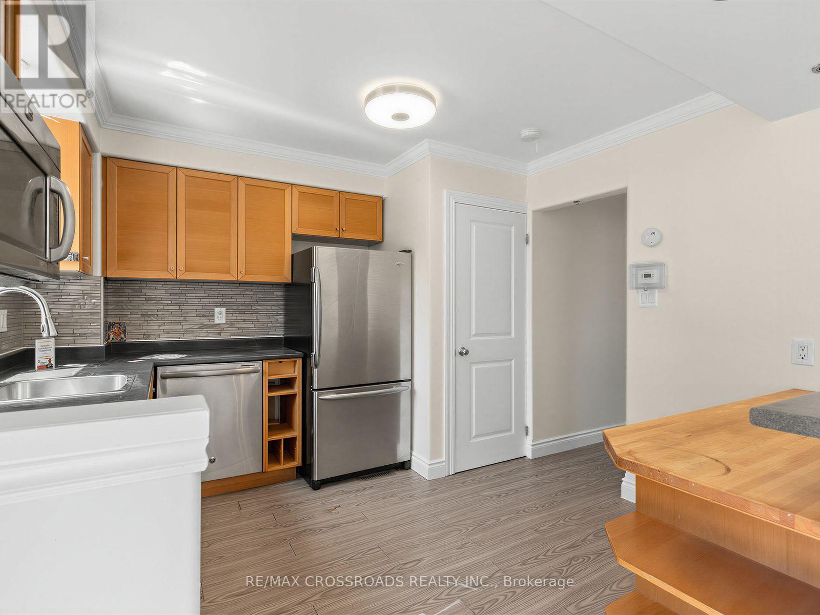 59 CHAUCER CRESCENT - 15