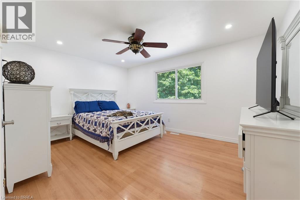 5 KEELER Place - 13